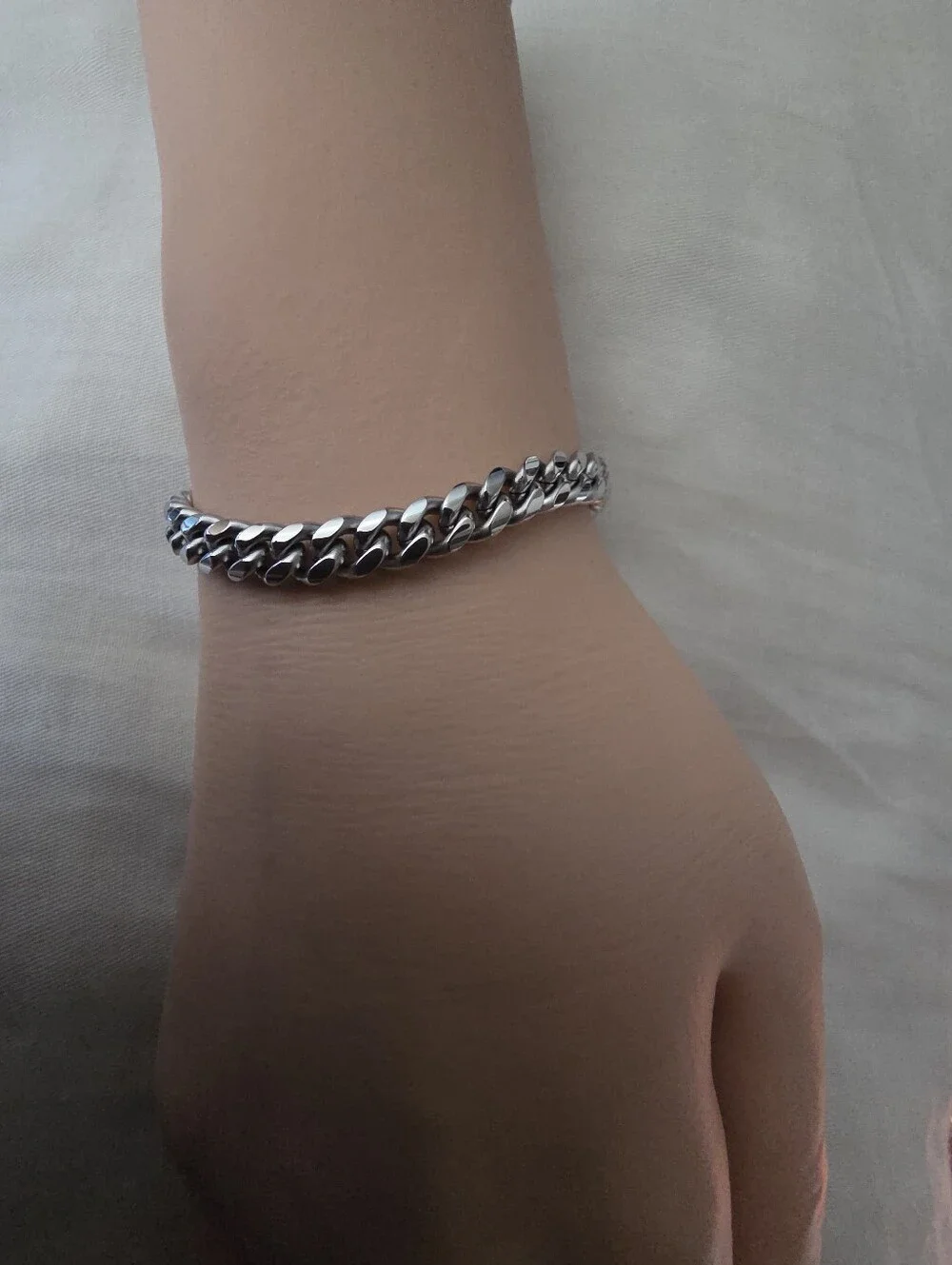 True Jewels 14K White Gold Filled Cuban Link Bracelet | 316L Stainless Steel |